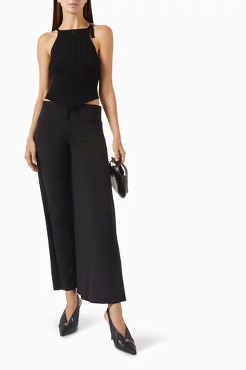 Pointy Buckle Top in Rib-knit