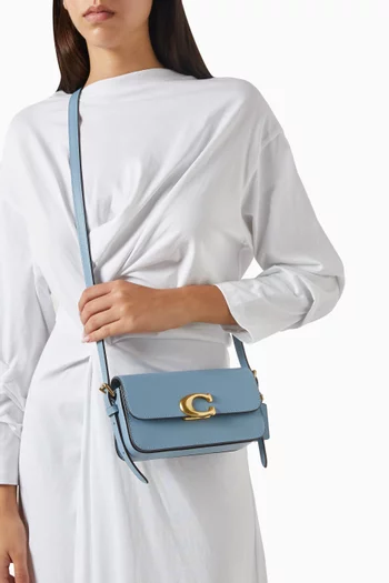 Zoe Shoulder Bag in Leather