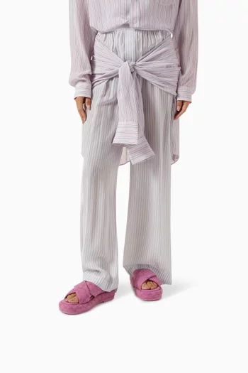 Penelope Slides in Signature Canvas