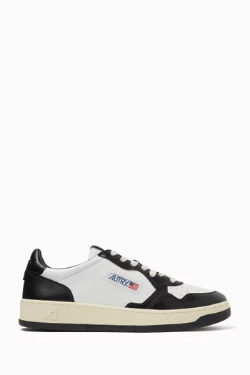 Medalist Low-top Sneakers in Leather