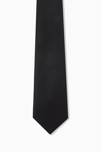 Wide Tapered Tie in Silk Satin