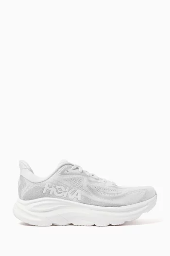 Clifton 10 Sneakers in Knit