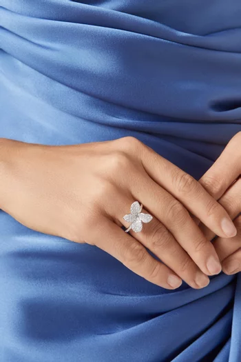 Petit Garden Ring with Diamonds in 18kt White Gold