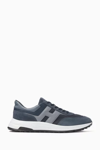 Hyperlight Sneakers in Suede