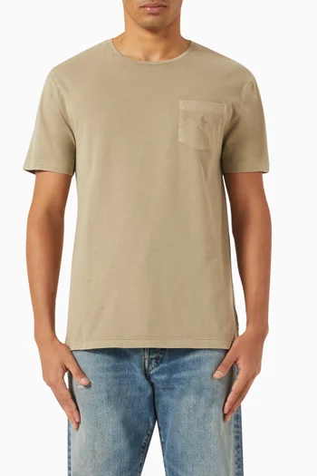 تي شيرت بتطريز شعار الماركة قطن