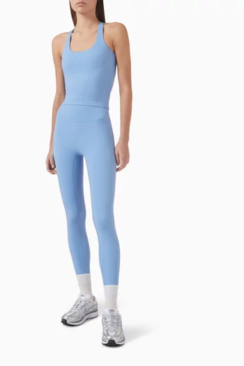 بلوزة ألتميت بحمالات رفيعة متقاطعة في الخلف