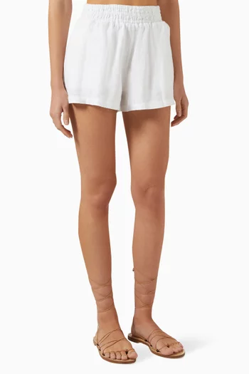 Amira Shorts in Linen