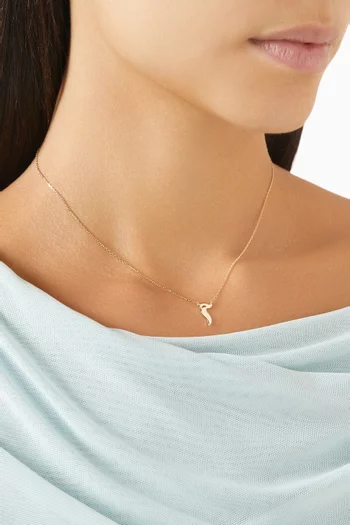 XS Oula Arabic Letter 'Meem' Pendant Necklace in 18kt Gold