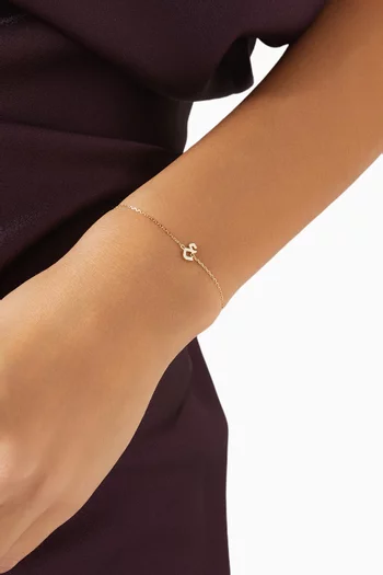 سوار أولى بحلية حرف "ع" مطلي بالمينا مقاس XS ذهب عيار 18