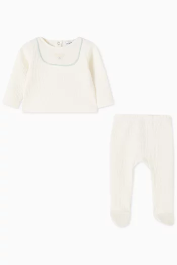 طقم متناسق بحواف بلون مغاير 