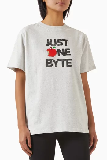تي شيرت بطبعة Just One Byte قطن عضوي كوبرني x ديزني