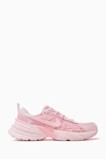 V2K Run Sneakers in Mesh