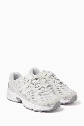 740 Sneakers in Mesh