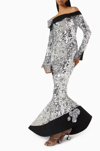 "Off shoulder Silver Flaressequence structure Fish cut dress,mix with black crepe on fittedbodice, featuring 3D silver sequinfloral embellishments.":Silver:S|218335346