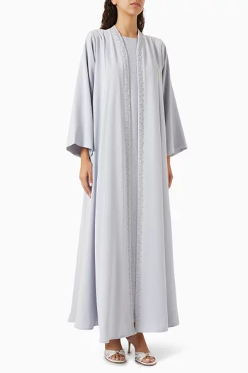 طقم عباية بحواف مطرزة كريب