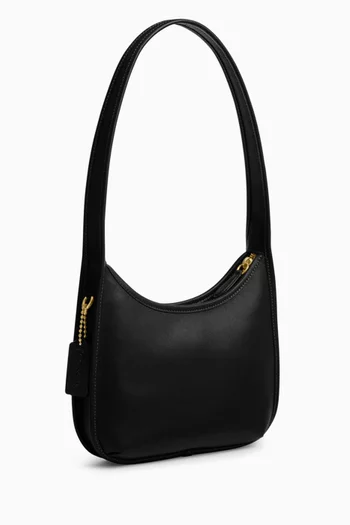 Curve Zip Bag in Leather