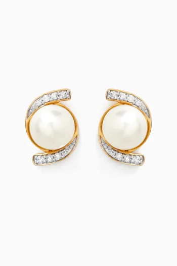 Kiku Cadeau Pearl Earrings in 18kt Yellow Gold