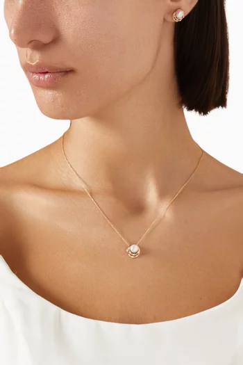 Kiku Cadeau Pearl Necklace in 18kt Yellow Gold