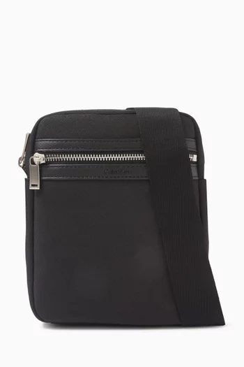 Small Reporter Bag in Canvas