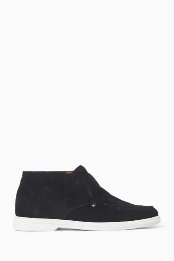 Moc Toe Boots in Suede