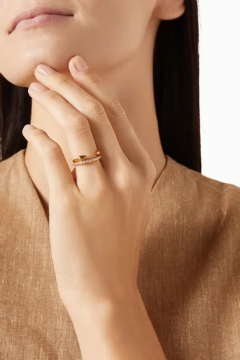 Arrow Crystal Ring in Gold-plated brass