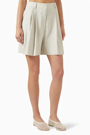 Cruz Tailored Shorts in Linen