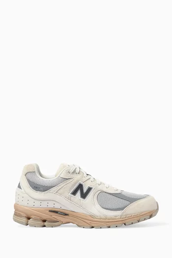 2002 Sneakers in Mesh & Suede