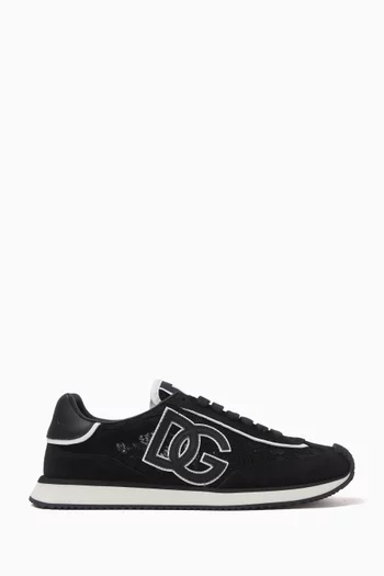 Aria Sneakers in Suede & Lace