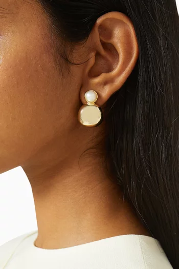 Essential Pearl Drop Earrings in Metal