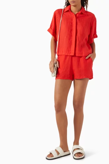 Buttoned Cropped Shirt in Linen