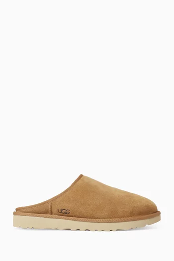 Classic Slip-on Slippers in Suede
