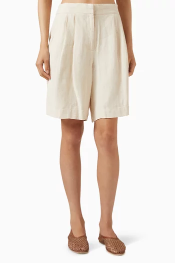 Yastunni Bermuda Shorts in Linen-blend