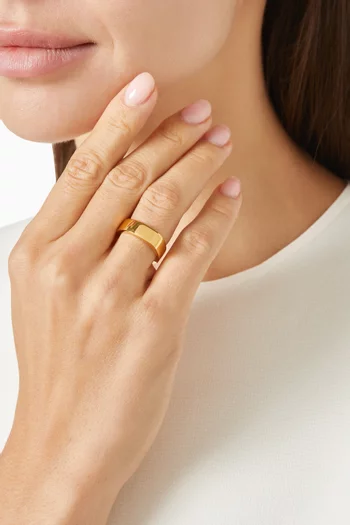 Signature Ring in 18kt Gold-plated Brass