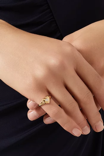 Heart Signet Ring in 18kt Yellow Gold