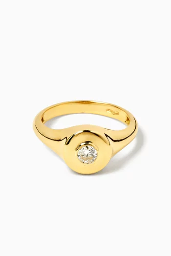 Round Signet Ring in 18kt Yellow Gold