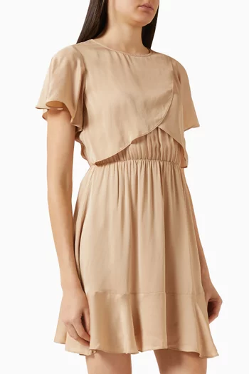 فستان قصير بكشكش