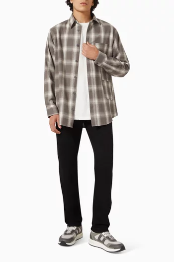 Straight-fit Jeans in Comfort Denim