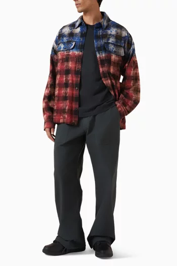 تي شيرت بشعار الماركة المقوس قطن