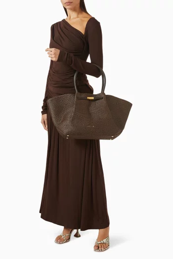 The New York Tote Bag in Raffia