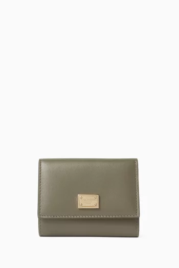 Small Continental Wallet in Smooth Leather