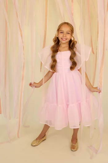 فستان تول بأكمام منفوخة 