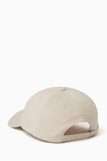 كاب مطرز قنب