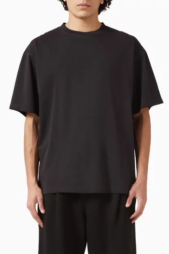 تي شيرت بشعار الماركة محفور جيرسيه