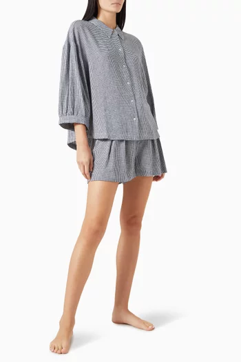 Relaxed Shorts in Linen-blend