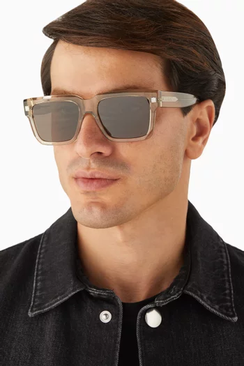 GV Day Square Sunglasses in Acetate