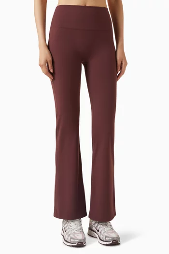 لغينغز نور بحافة واسعة