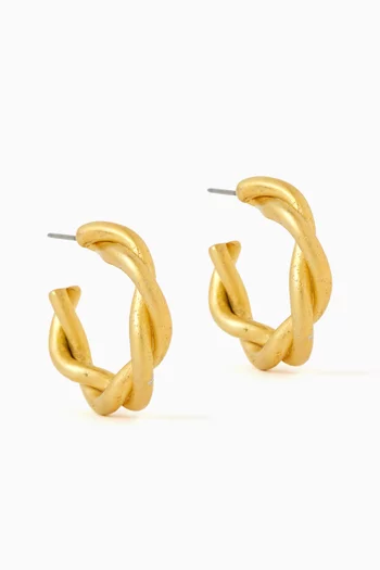 أقراط دائرية فينتج من الثمانينيات