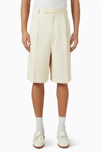 Bermuda Shorts in Twill
