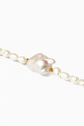 VENUS NECKLACE HAND STRUNG FRESH WATER PEARLS FINISHED WITH TWO GOLD PLATEDBEADS AND A CENTRAL LARGE BAROQUE PEARL.:WHITE:One Size|218551229