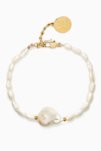 VENUS BRACELET HAND STRUNG FRESH WATER PEARLS FINISHED WITH TWO GOLD PLATEDBEADS AND A CENTRAL LARGE BAROQUE PEARL.:WHITE:One Size|218551216